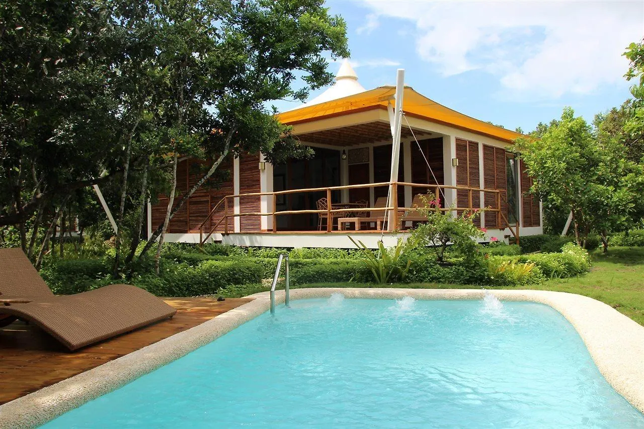Donatela Resort And Sanctuary Panglao 4*,