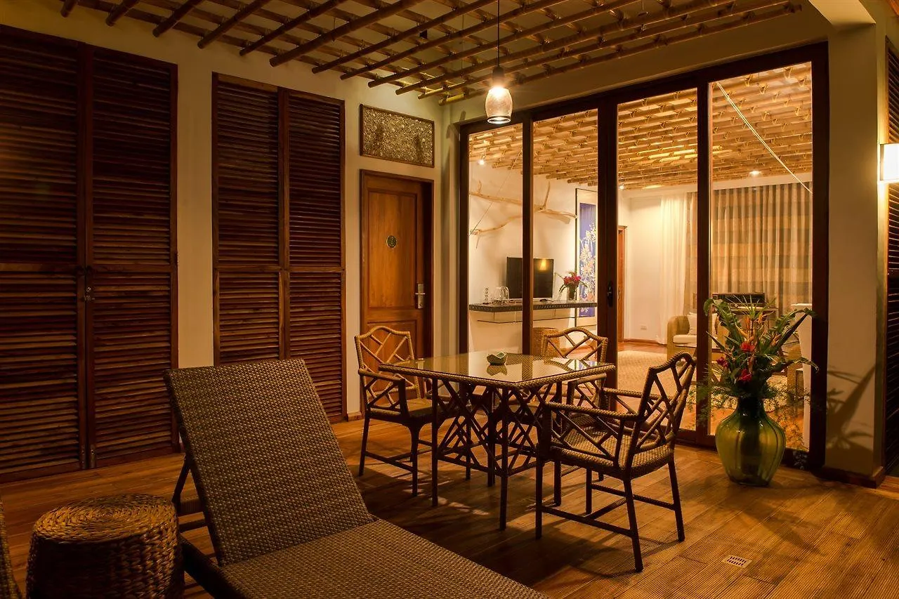 Hotel Donatela Resort And Sanctuary Panglao